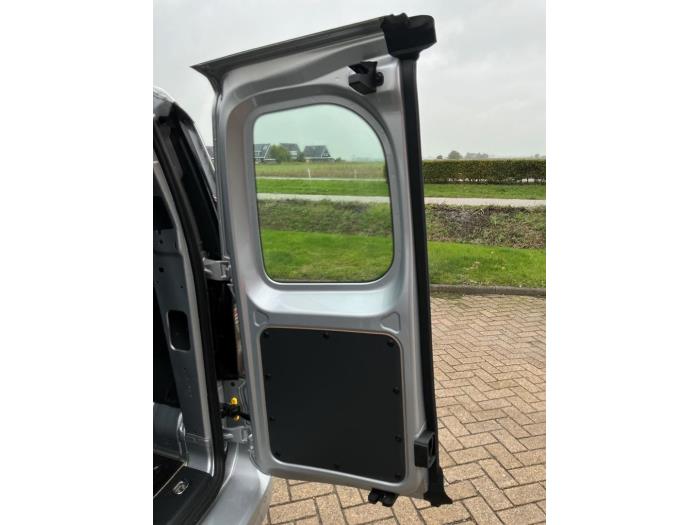 Volkswagen Caddy Cargo V 2.0 TDI SCR Sloopvoertuig (2024, Metallic, Zilvergrijs)