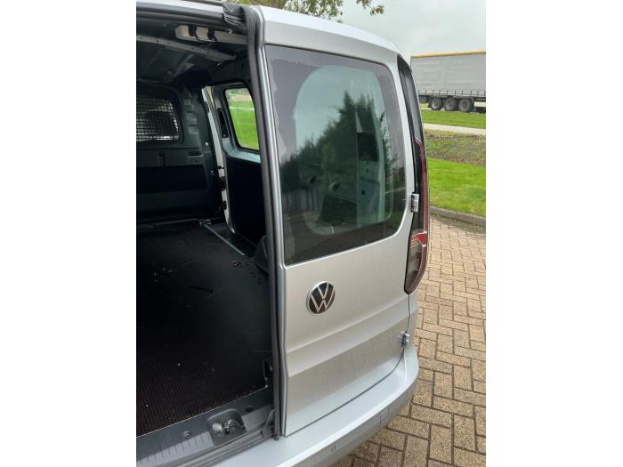 Volkswagen Caddy Cargo V 2.0 TDI SCR Sloopvoertuig (2024, Metallic, Zilvergrijs)