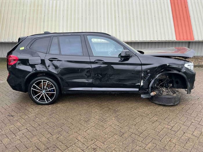 BMW X3 xDrive 30d 3.0 Turbo 24V Mild Hybrid Sloopvoertuig (2021, Metallic, Zwart)
