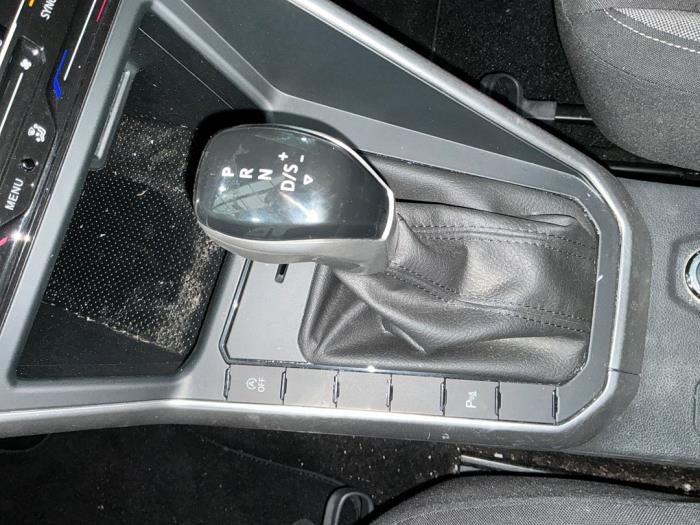 Volkswagen Taigo 1.5 TSI 16V Sloopvoertuig (2025, Metallic, Zilvergrijs)