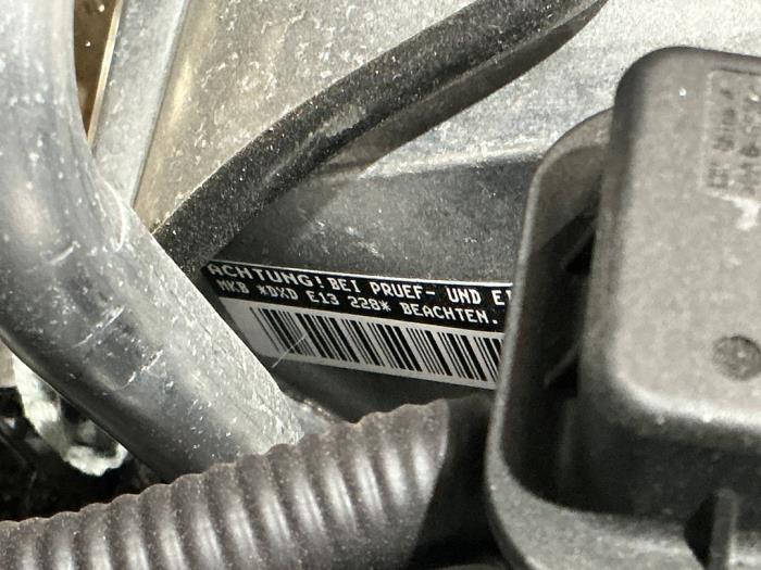 Volkswagen Taigo 1.5 TSI 16V Sloopvoertuig (2025, Metallic, Zilvergrijs)