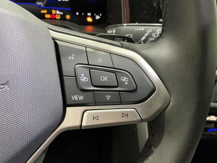 Volkswagen Taigo 1.5 TSI 16V Sloopvoertuig (2025, Metallic, Zilvergrijs)