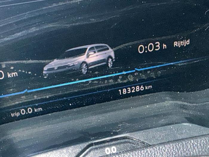 Volkswagen Passat Variant 1.6 TDI 16V Sloopvoertuig (2019, Metallic, Zilvergrijs)