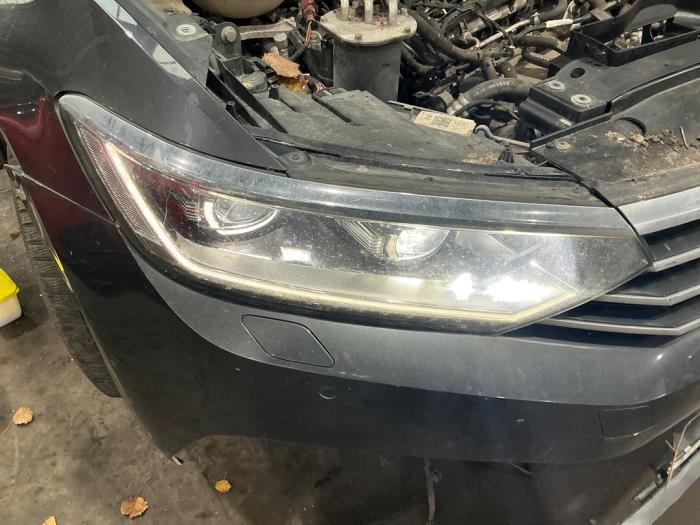 Volkswagen Passat Variant 1.6 TDI 16V Sloopvoertuig (2019, Metallic, Zilvergrijs)