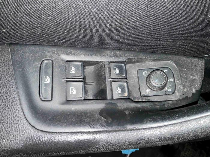 Volkswagen Passat Variant 1.6 TDI 16V Sloopvoertuig (2019, Metallic, Zilvergrijs)