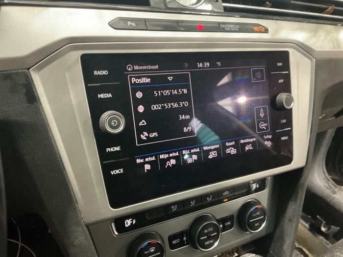 Volkswagen Passat Variant 1.6 TDI 16V Sloopvoertuig (2019, Metallic, Zilvergrijs)