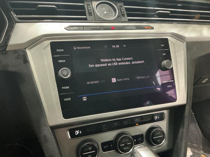 Volkswagen Passat Variant 1.6 TDI 16V Sloopvoertuig (2019, Metallic, Zilvergrijs)