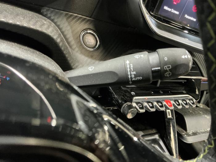 Peugeot 208 II 1.2 Vti 12V PureTech 100 Sloopvoertuig (2025, Grijs)