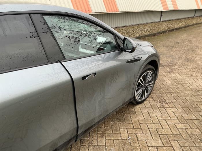 XPENG G6 AWD Performance Sloopvoertuig (2025, Metallic, Zilvergrijs)