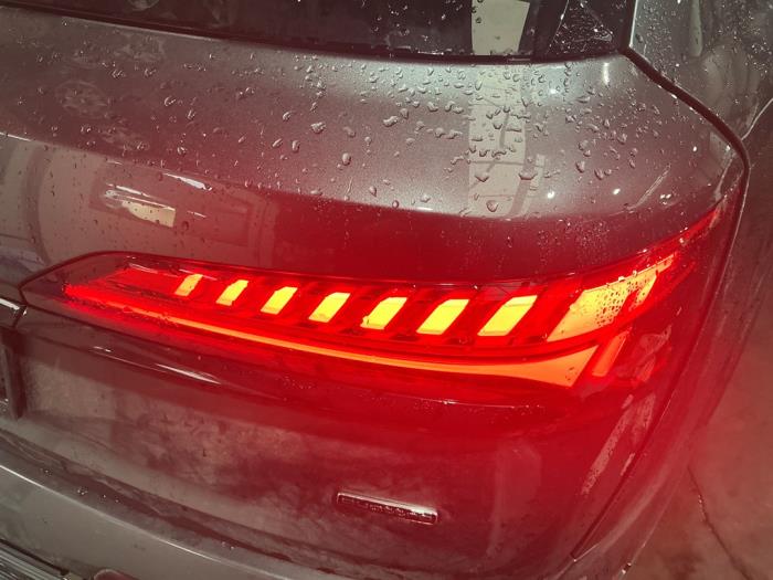 Audi Q7 3.0 V6 24V 55 TFSI e Sloopvoertuig (2025, Metallic, Zilvergrijs)