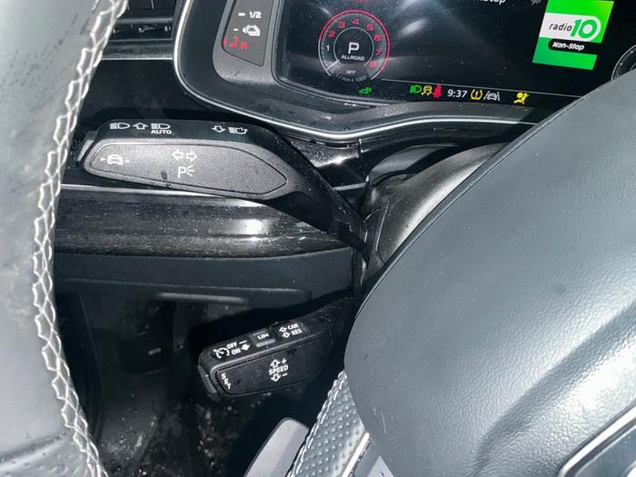 Audi Q7 3.0 V6 24V 55 TFSI e Sloopvoertuig (2025, Metallic, Zilvergrijs)