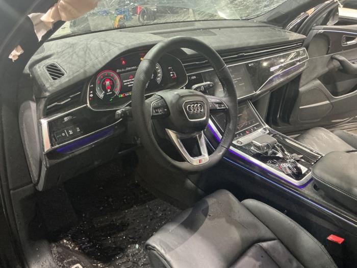 Audi Q7 3.0 V6 24V 55 TFSI e Sloopvoertuig (2025, Metallic, Zilvergrijs)