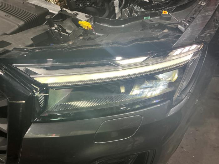 Audi Q7 3.0 V6 24V 55 TFSI e Sloopvoertuig (2025, Metallic, Zilvergrijs)