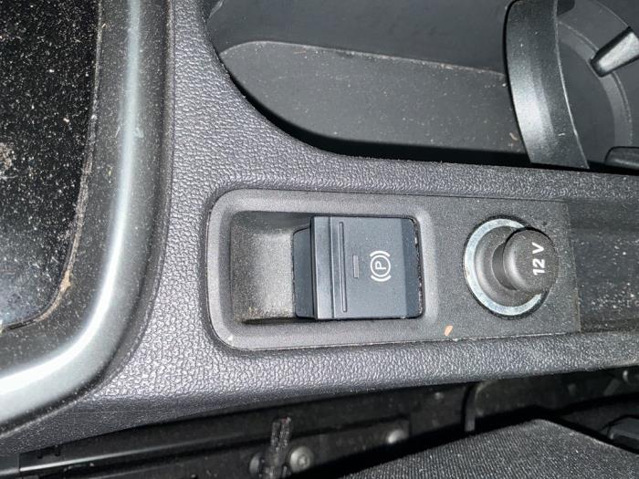Audi A3 Sportback 2.0 30 TDI 16V Sloopvoertuig (2022, Zwart)
