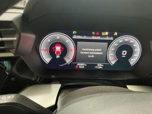 Audi A3 Sportback 2.0 30 TDI 16V Sloopvoertuig (2022, Zwart)