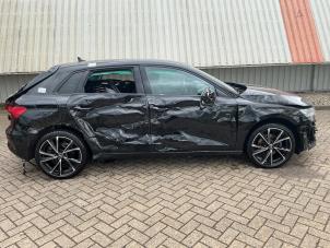 Audi A3 Sportback 2.0 30 TDI 16V Sloopvoertuig (2022, Zwart)