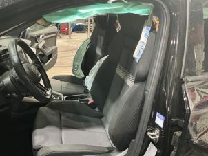 Audi A3 Sportback 2.0 30 TDI 16V Sloopvoertuig (2022, Zwart)