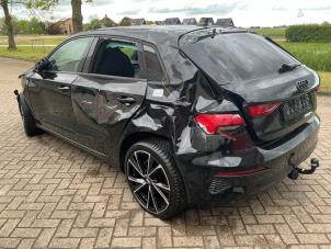 Audi A3 Sportback 2.0 30 TDI 16V Sloopvoertuig (2022, Zwart)