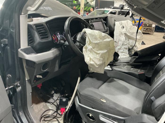 Volkswagen Crafter 2.0 TDI FWD Sloopvoertuig (2018, Metallic, Zilvergrijs)