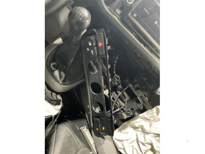 Volkswagen Crafter 2.0 TDI FWD Sloopvoertuig (2018, Metallic, Zilvergrijs)