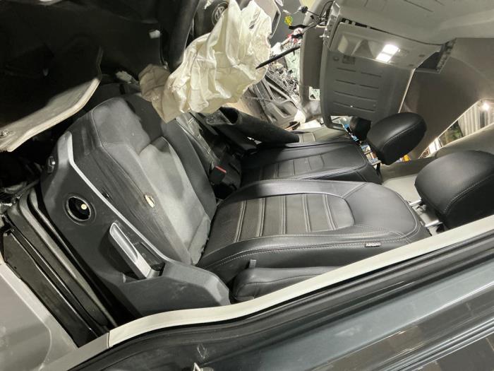 Volkswagen Crafter 2.0 TDI FWD Sloopvoertuig (2018, Metallic, Zilvergrijs)