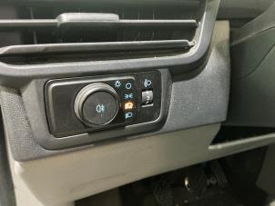 Ford Transit Custom 2.0 EcoBlue 136 Sloopvoertuig (2024, Wit)