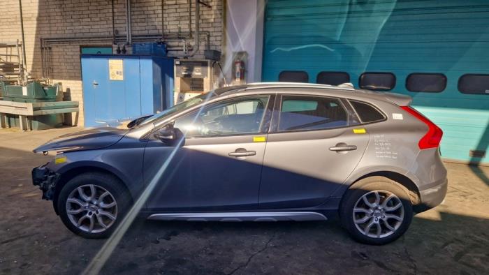 Volvo V40 Cross Country 1.5 T3 16V Geartronic Sloopvoertuig (2019, Grijs)