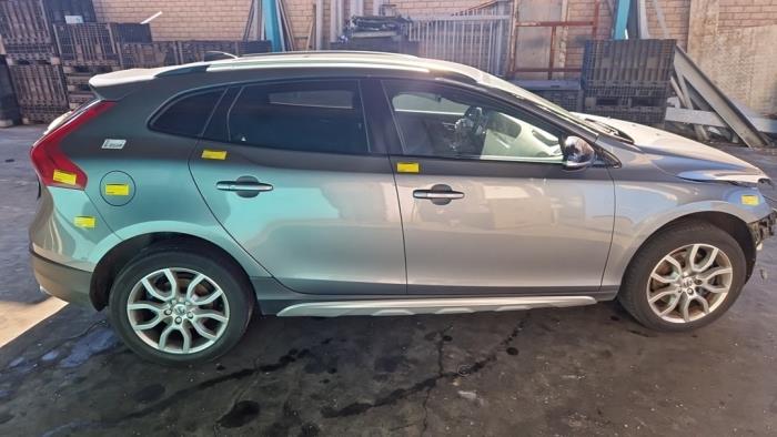 Volvo V40 Cross Country 1.5 T3 16V Geartronic Sloopvoertuig (2019, Grijs)