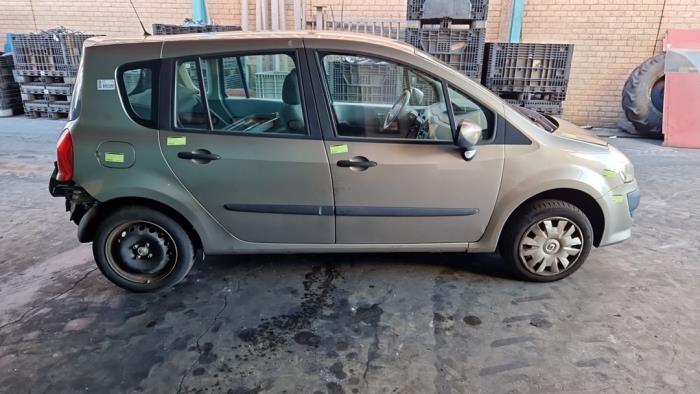 Renault Modus/Grand Modus 1.2 16V Sloopvoertuig (2010, Beige)