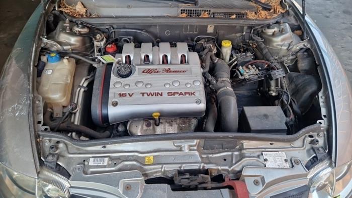 Alfa Romeo GT 1.8 Twin Spark 16V Sloopvoertuig (2005, Grijs)