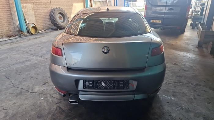 Alfa Romeo GT 1.8 Twin Spark 16V Sloopvoertuig (2005, Grijs)
