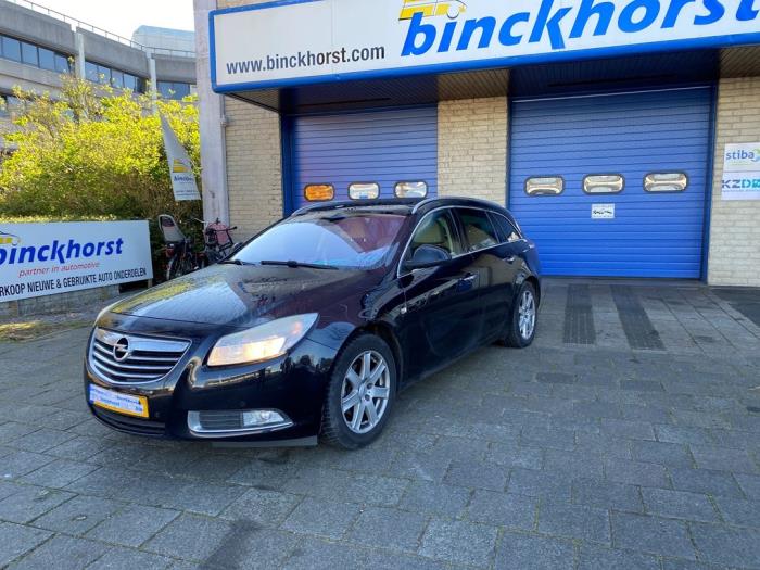 Opel Insignia Sports Tourer 1.8 16V Ecotec Sloopvoertuig (2009, Zwart)