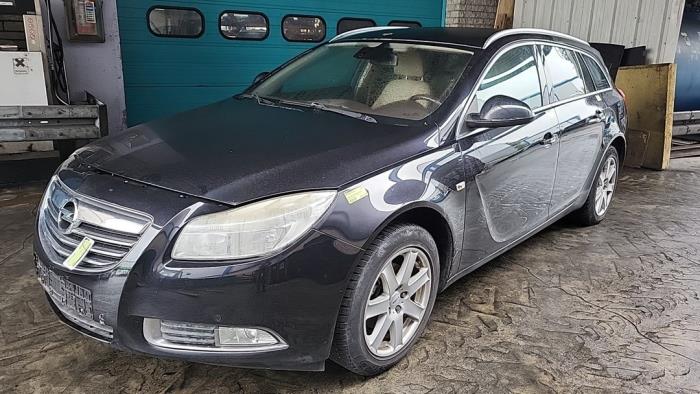 Opel Insignia Sports Tourer 1.8 16V Ecotec Sloopvoertuig (2009, Zwart)