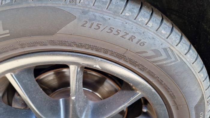 Opel Meriva 1.4 Turbo 16V ecoFLEX Sloopvoertuig (2011, Grijs)