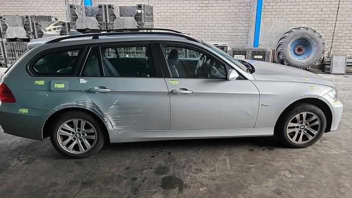 BMW 3 serie Touring 320i 16V Sloopvoertuig (2007, Grijs)