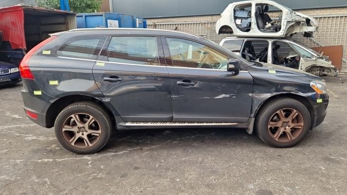 Volvo XC60 I 2.0 DRIVe 20V Sloopvoertuig (2011, Grijs)