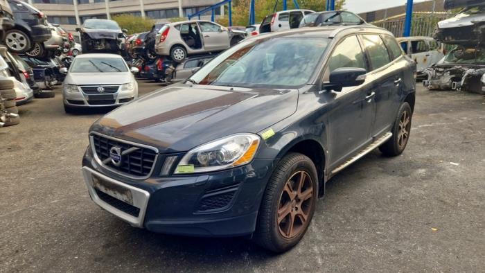 Volvo XC60 I 2.0 DRIVe 20V Sloopvoertuig (2011, Grijs)