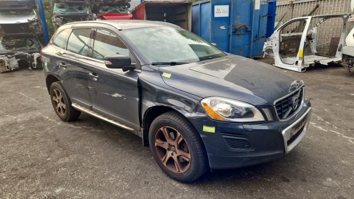 Volvo XC60 I 2.0 DRIVe 20V Sloopvoertuig (2011, Grijs)