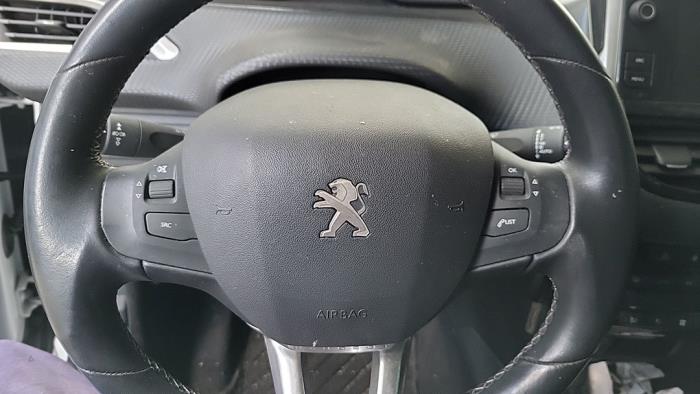 Peugeot 208 I 1.2 12V e-THP PureTech 110 Sloopvoertuig (2019, Wit)