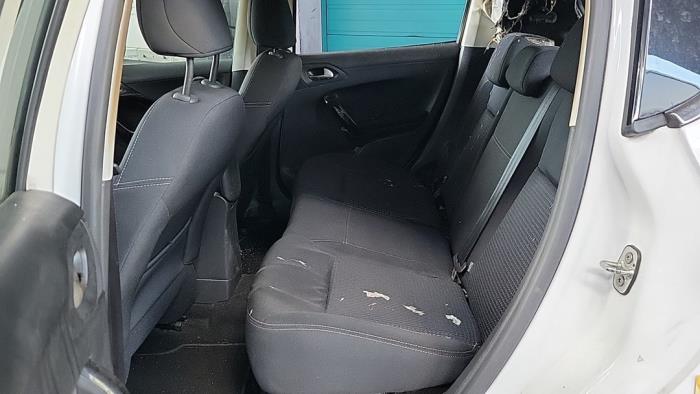 Peugeot 208 I 1.2 12V e-THP PureTech 110 Sloopvoertuig (2019, Wit)