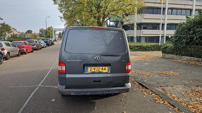 Volkswagen Transporter T5 2.0 TDI DRF Sloopvoertuig (2010, Graniet)