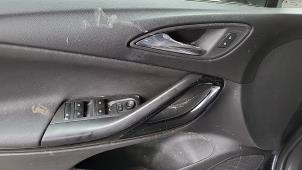 Opel Astra K 1.4 Turbo 16V Sloopvoertuig (2016, Zwart)