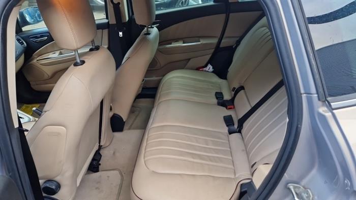Lancia Delta 1.6 D Multijet 16V 120 Schadevoertuig (2009, Beige)