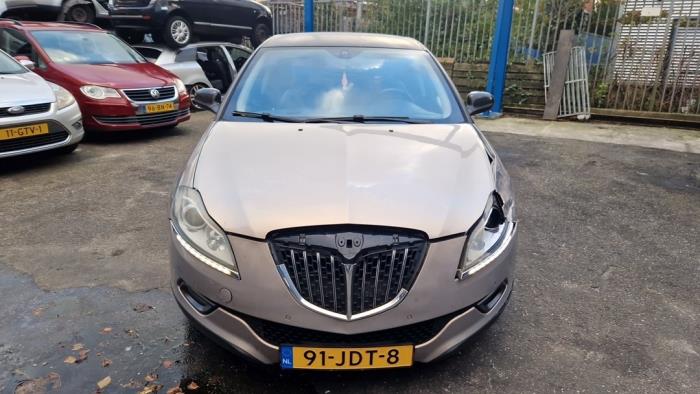 Lancia Delta 1.6 D Multijet 16V 120 Schadevoertuig (2009, Beige)