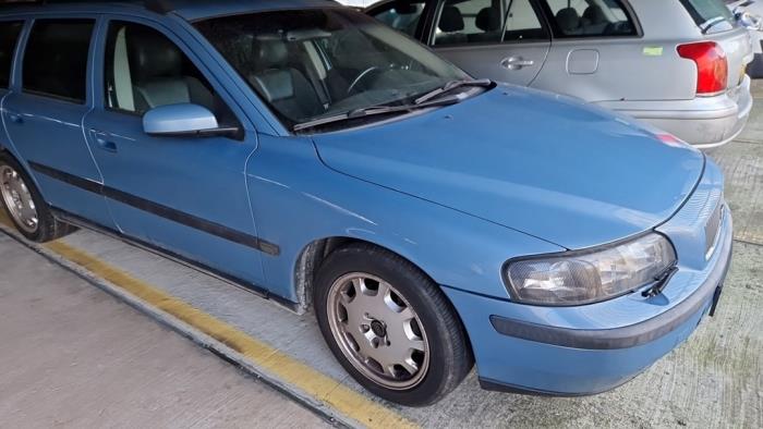 Volvo V70 2.4 D5 20V Sloopvoertuig (2004, Blauw)