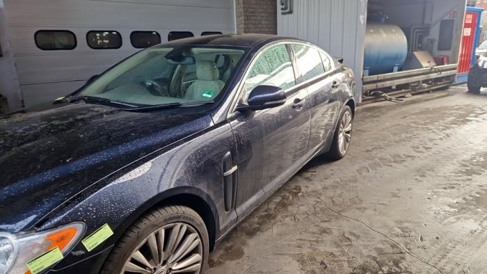 Jaguar XF 3.0 D V6 24V Sloopvoertuig (2011, Blauw)