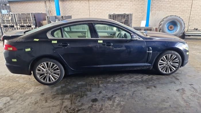 Jaguar XF 3.0 D V6 24V Sloopvoertuig (2011, Blauw)