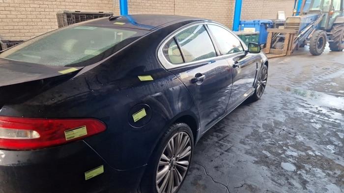 Jaguar XF 3.0 D V6 24V Sloopvoertuig (2011, Blauw)
