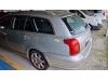 Toyota Avensis Wagon 2.0 16V VVT-i D4 Sloopvoertuig (2004, Grijs)