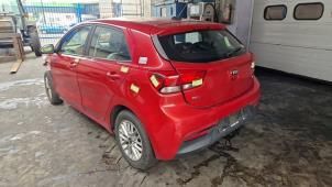 Kia Rio IV 1.0i T-GDi 100 12V Sloopvoertuig (2018, Rood)